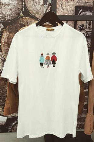3 Kişi Nakışlı Yırtmaçlı Tunik Tshirt