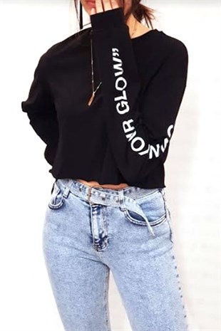 Kolu Yazılı Mini Siyah Sweatshirt