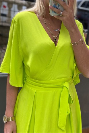 Neon Yeşil Kolu Volanlı Şort Astarlı ElbiseELBİSE